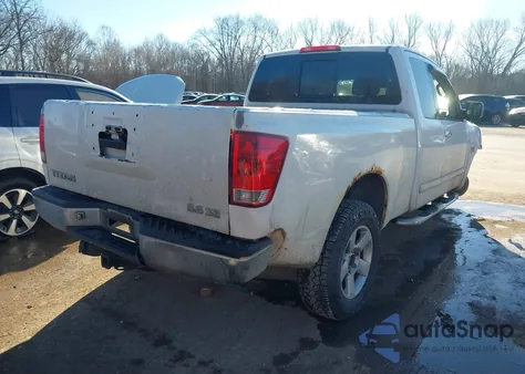 2004 Nissan Titan Se из США, поврежденный, VIN 1N6AA06BX4N526944